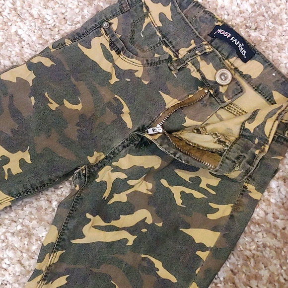 Jeans - Picture 2 of 5